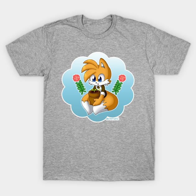 Tails Gardener T-Shirt by CintiaTC